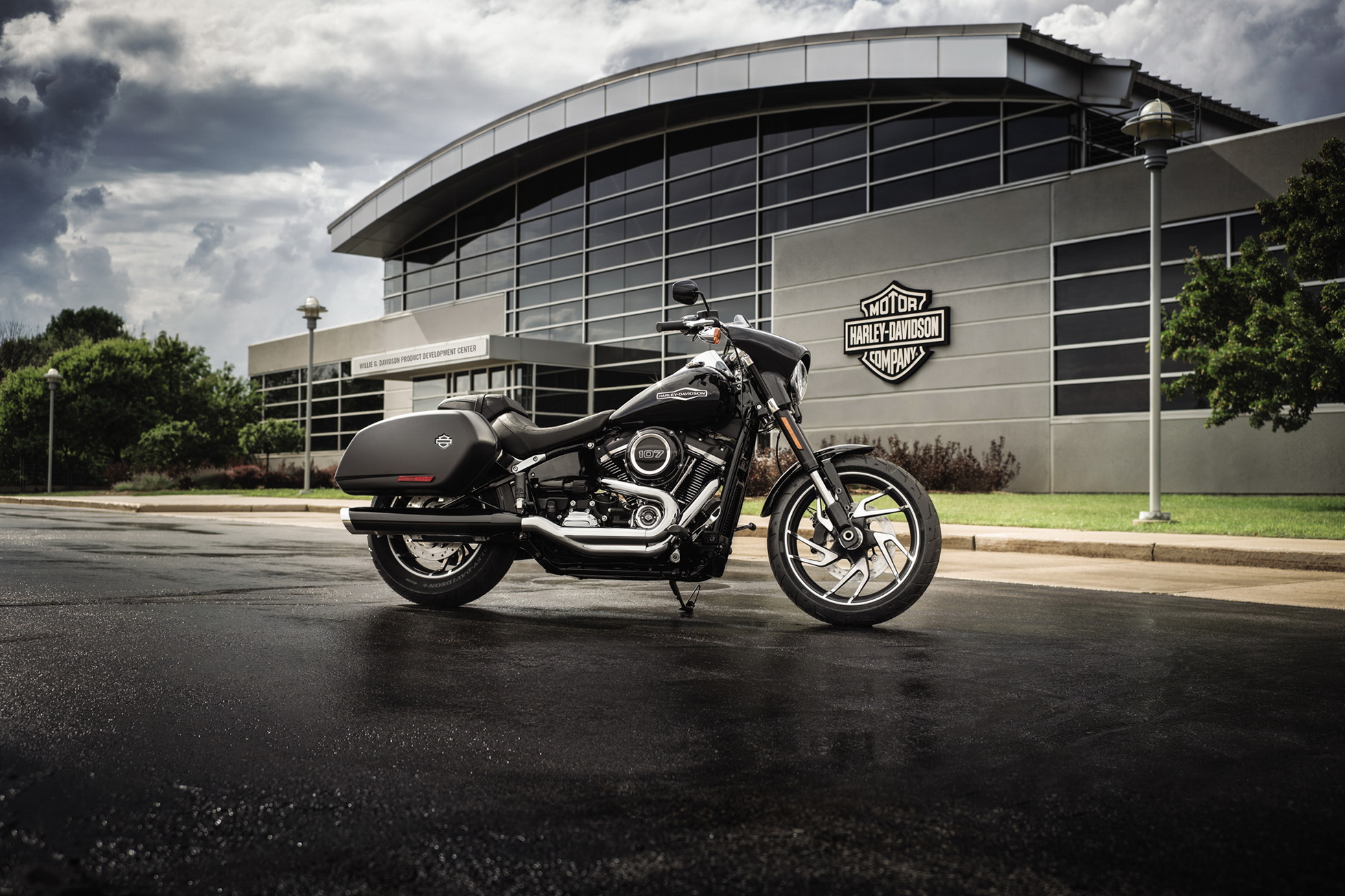 Harley Davidson спорт Глайд