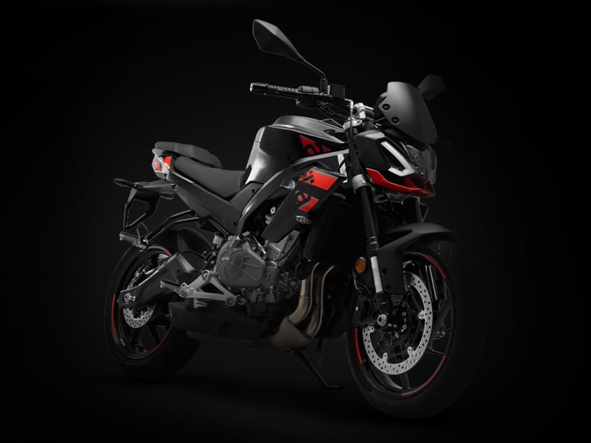 aprilia_tuono_457