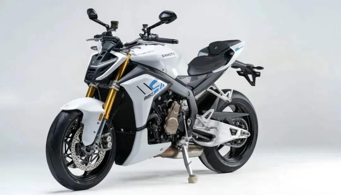 ZXMOTO 820R