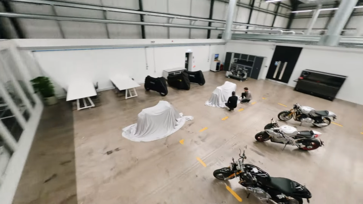 Norton Motorcycles – Περιήγηση με drone στις εγκαταστάσεις στο Solihull – [VIDEO]