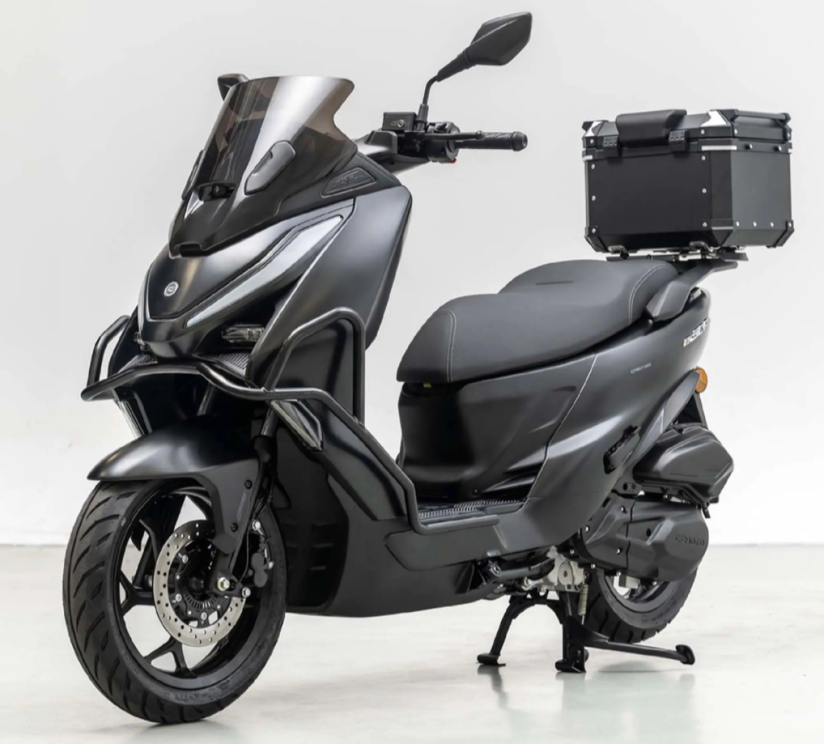 Η CFMOTO μπαίνει στα σκούτερ με δικό της κινητήρα! Νέο AURΑ και 150 SC-F!