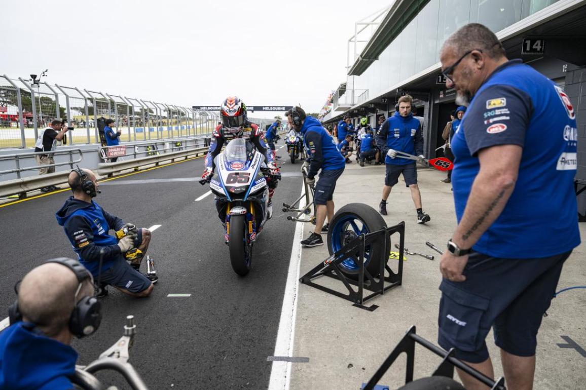 Motul WSBK, Philip Island, Race 1 - O Bulega με Ducati γράφει ιστορία