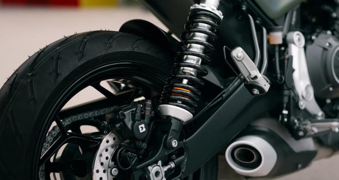 Moto Guzzi The TRIP 2027