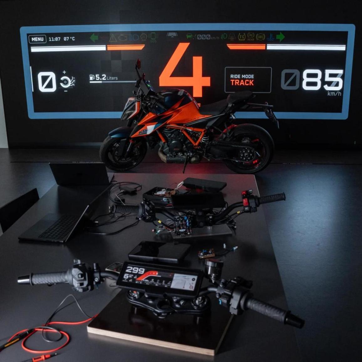 KTM