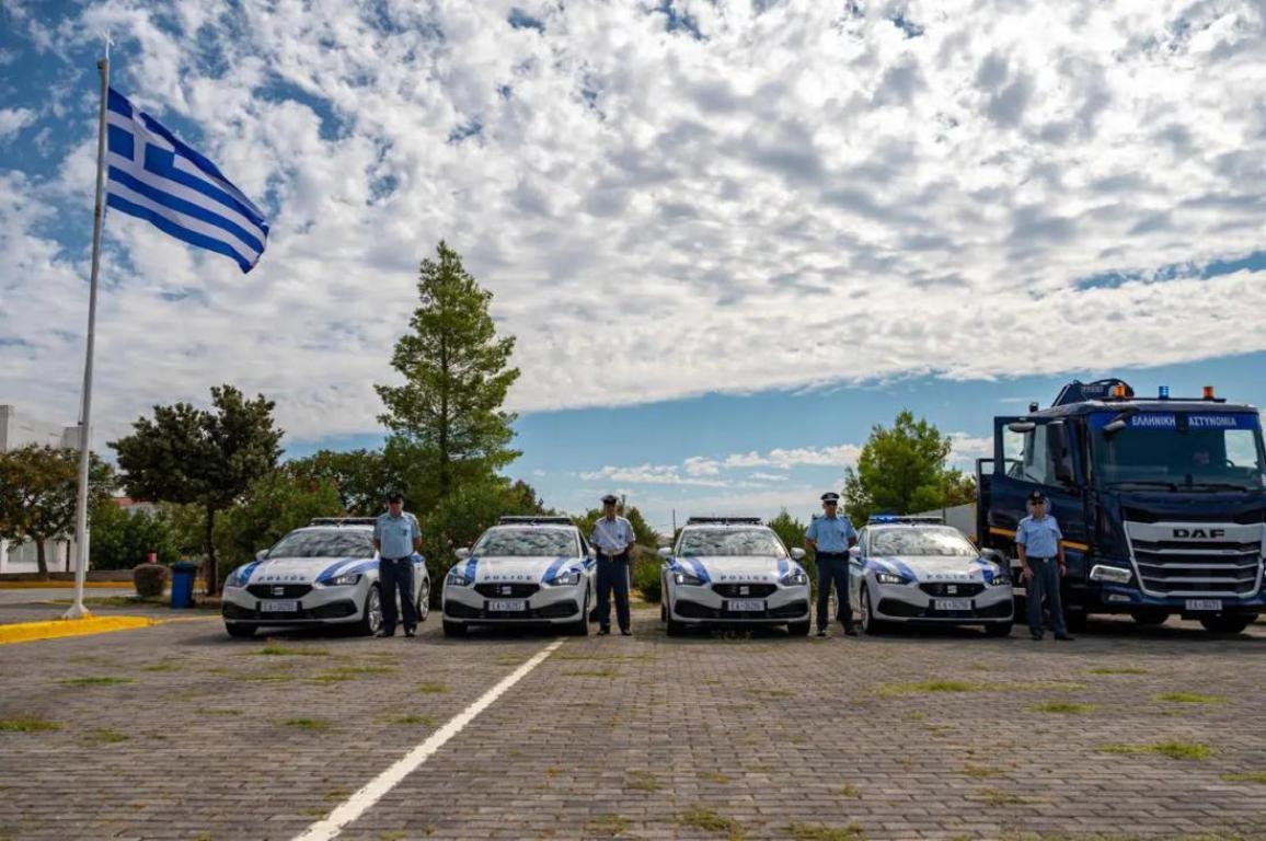 Police vehicle addittions