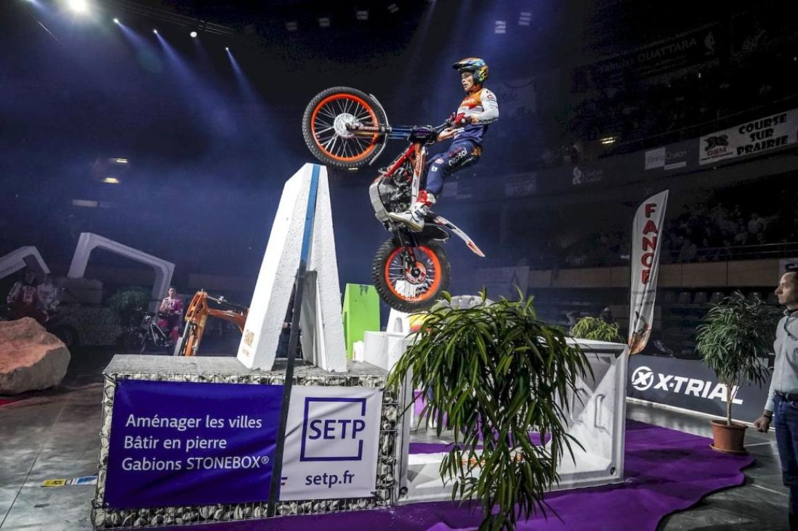 Bou's 20th cons X-Trial