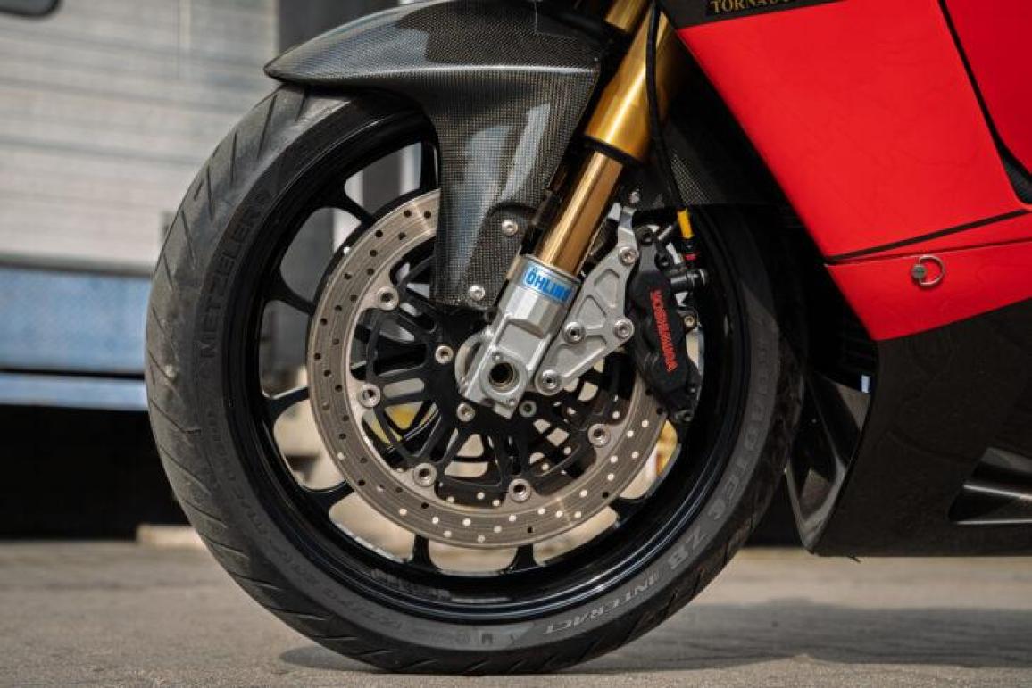 Yoshimura Tornado S1