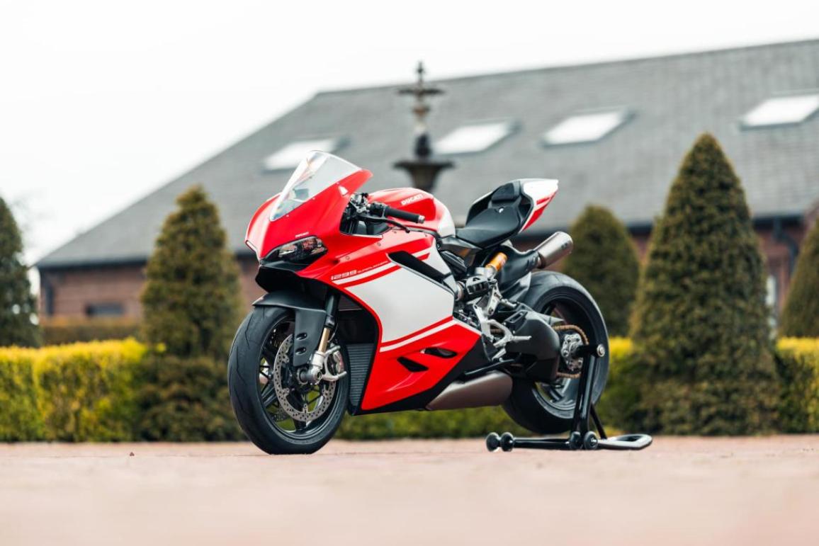 1299 Superleggera