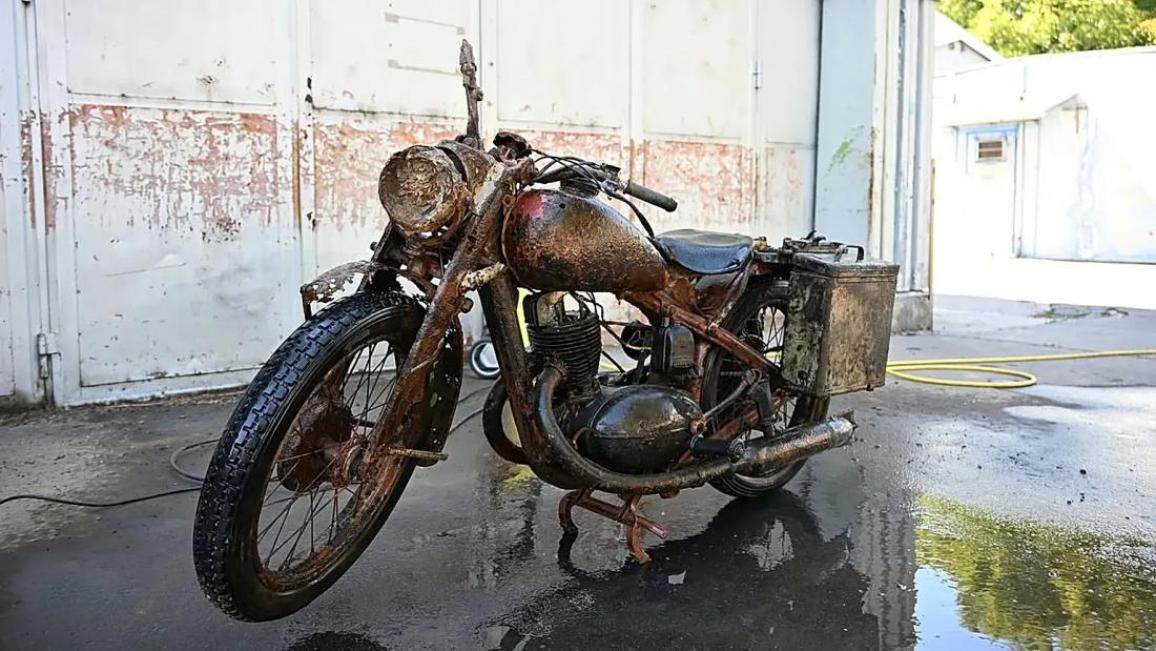 DKW