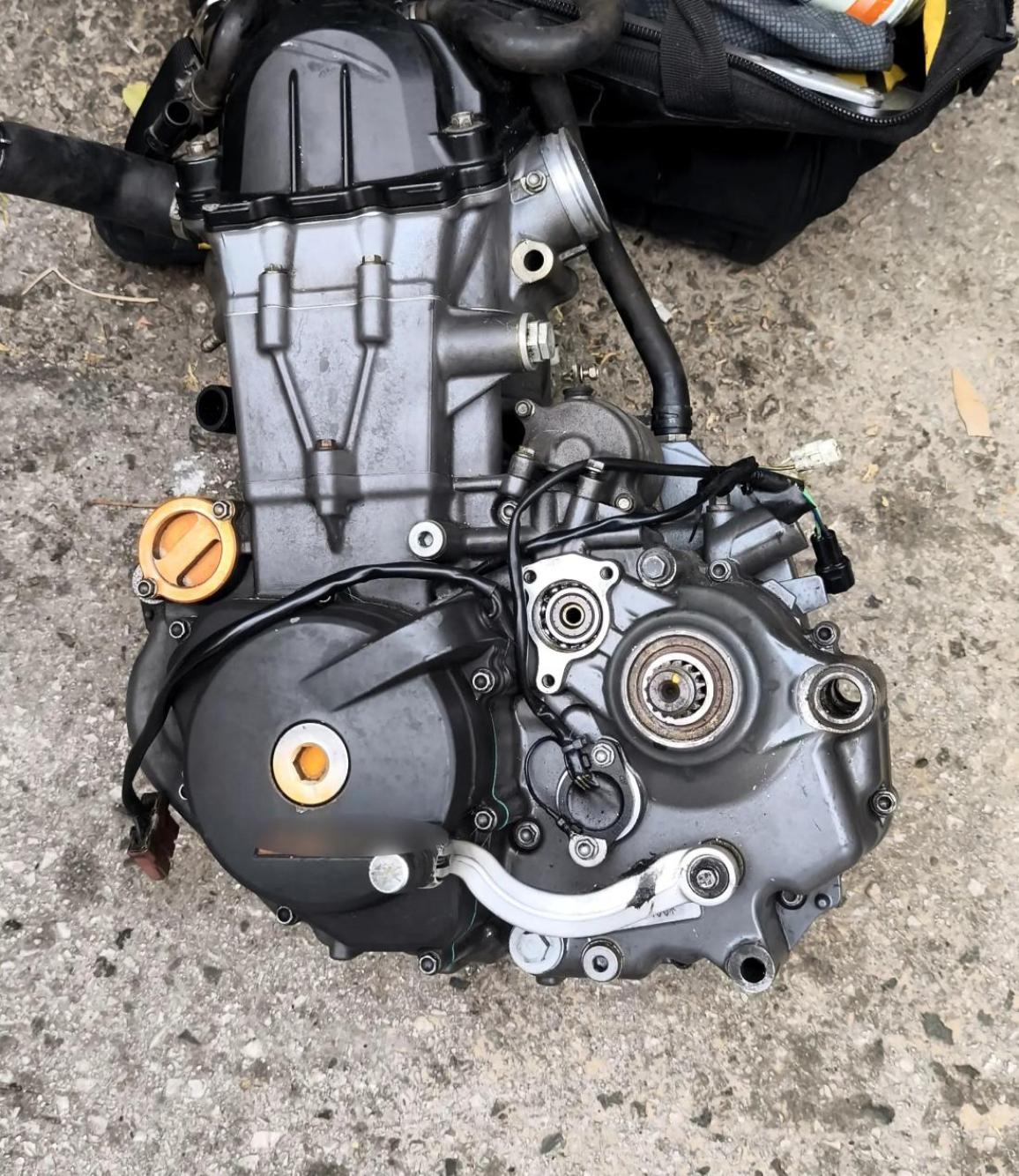 κλέφτες μοτο