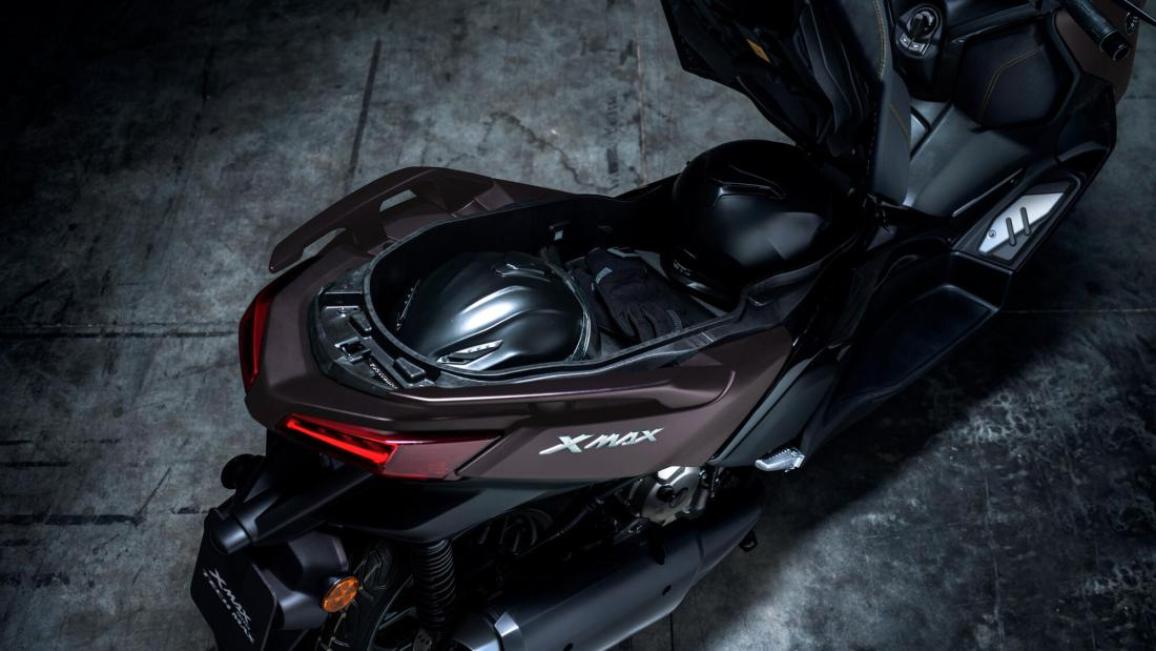 Yamaha XMAX 300 Tech MAx μείωση τιμής 2025
