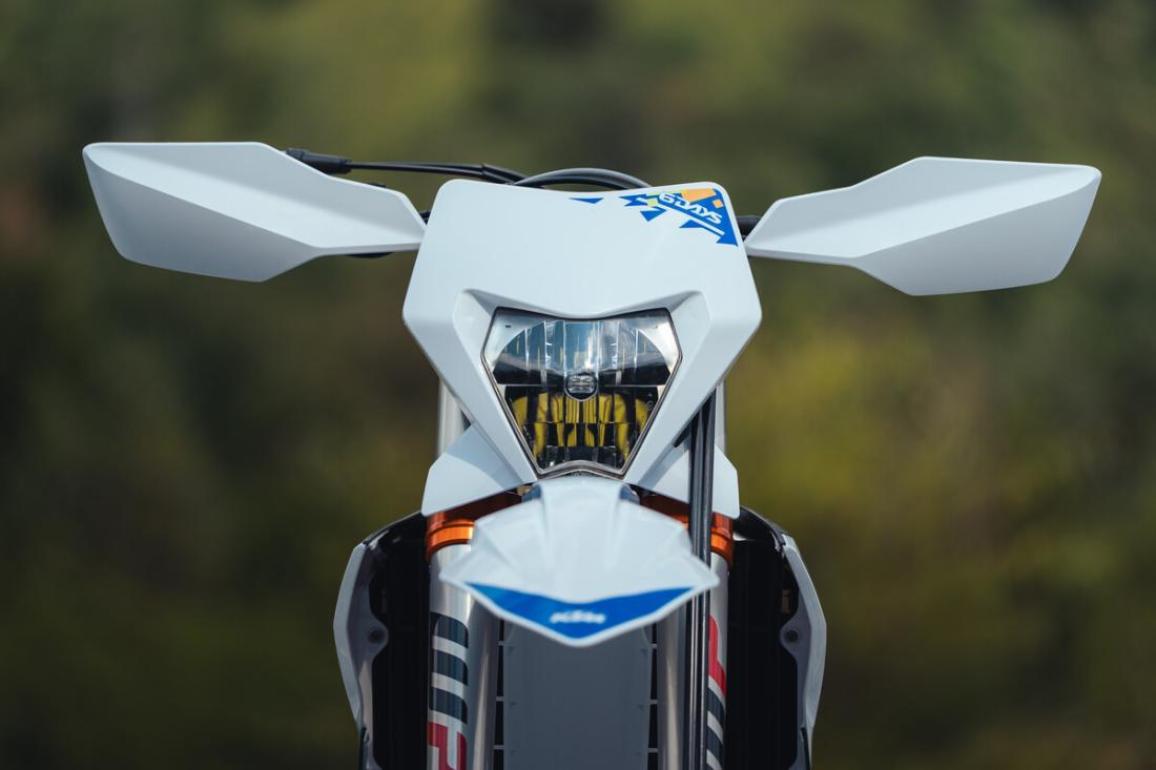 KTM 6DAYS Range
