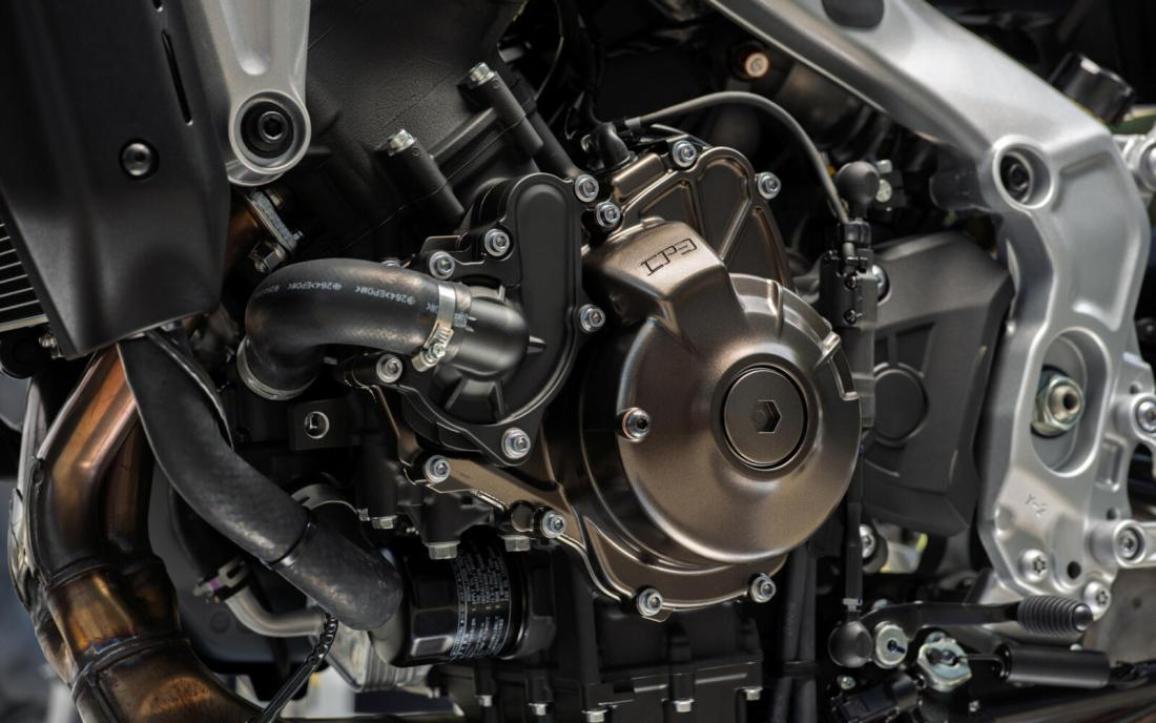 XSR 900