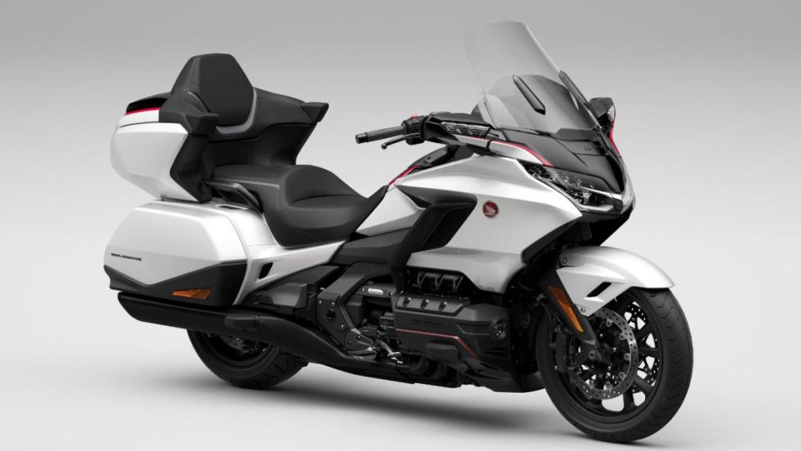 Honda GL 1800 Gold Wing ADV – Μέτα τα Mega On-Off κάποιοι ονειρεύονται τα Tera On-Off