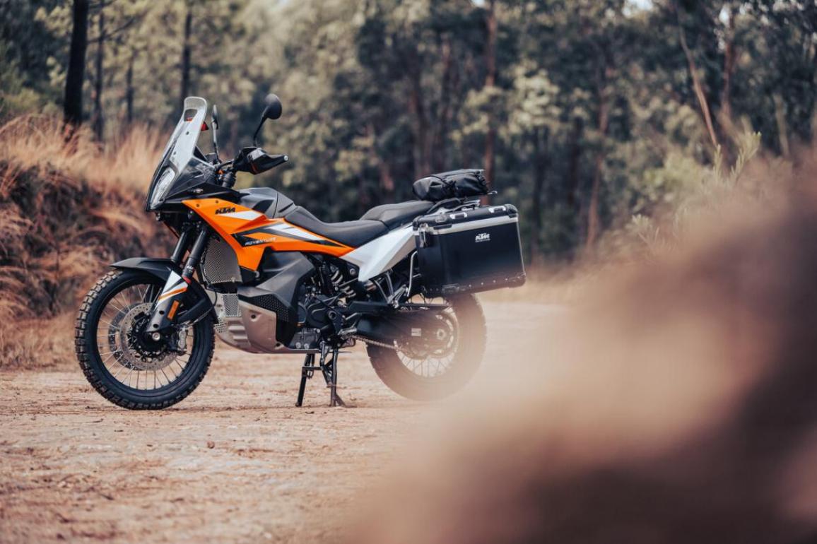 Οδηγούμε αποκλειστικά στην Πορτογαλία: KTM 890 Adventure