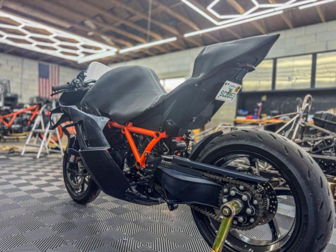 Project RC16 Super Duke 1390
