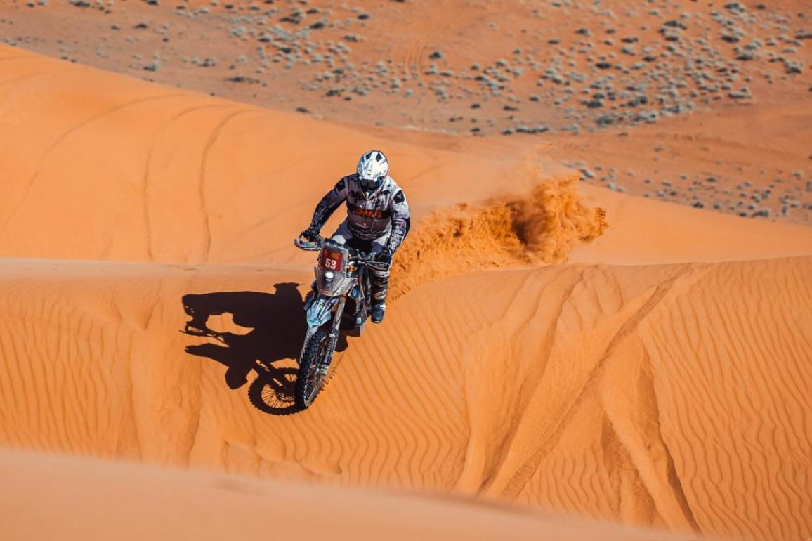 Dakar 2026-6o σκέλος: Ο Sanders πρώτος με ποινή 6 λεπτών! Μόλις 45δ με Brabec! 11ος Original by MOTUL ο Μπούδρος!