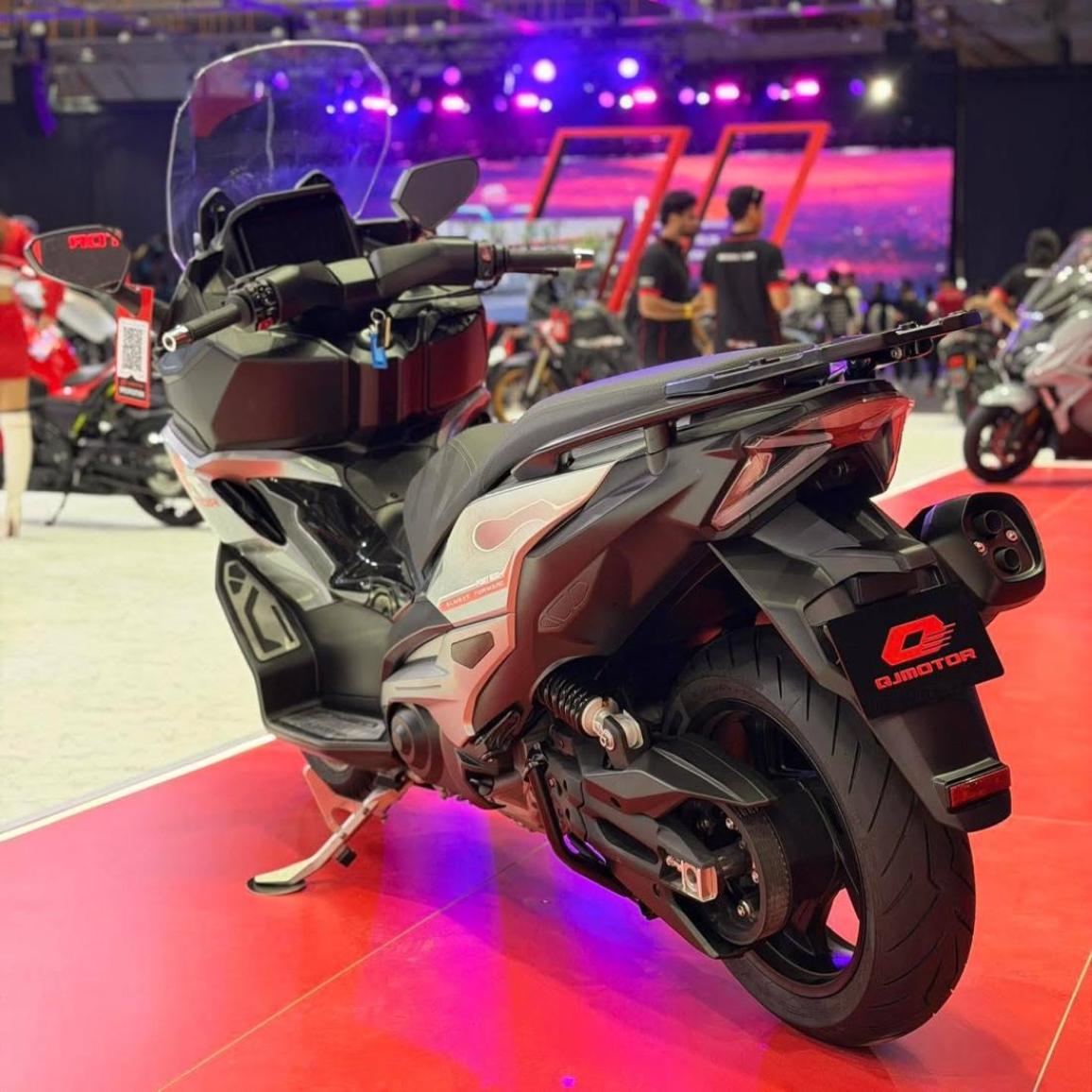 KYMCO VS QJ MOTOR