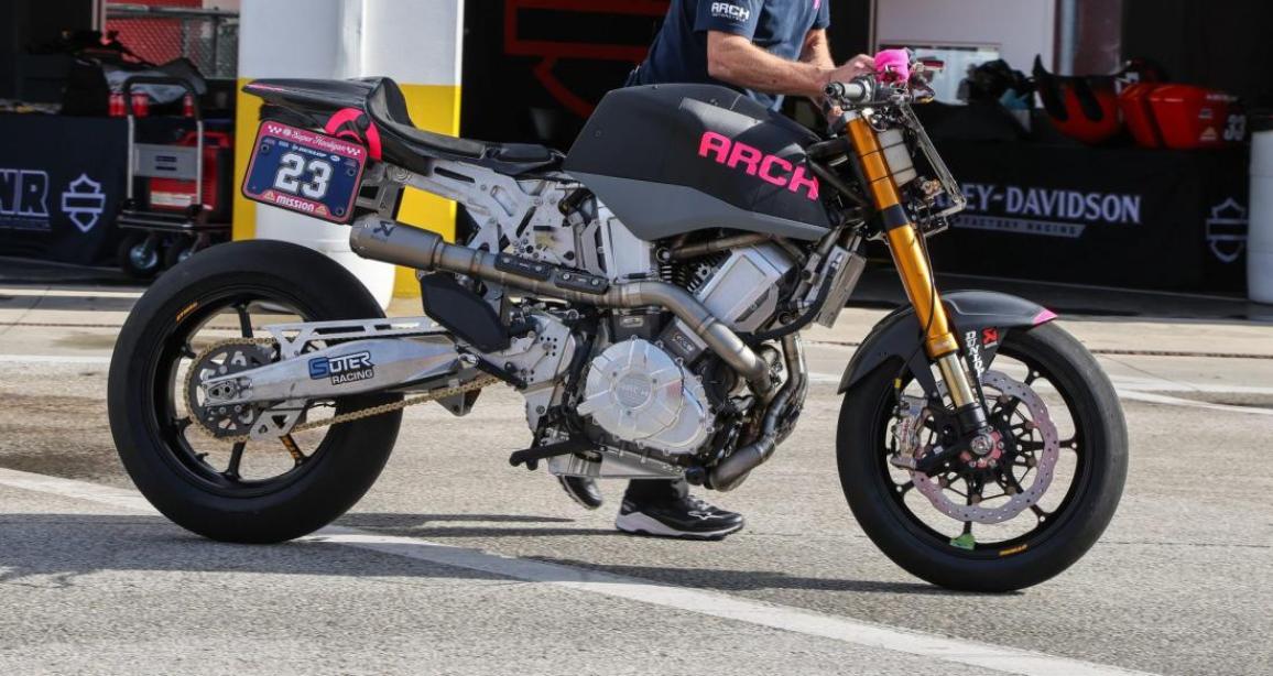 Arch Motorcycle - Keanu Reeves - Isle of Man TT