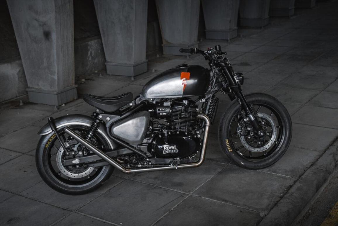 Royal Enfield Busted Knuckles Build Off AU