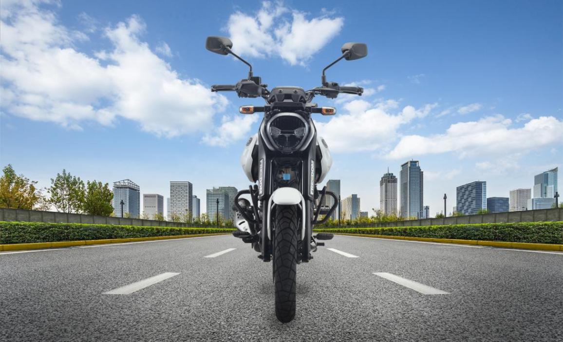 Bajaj Freedom 125 CNG – Παρουσιάστηκε η πρώτη μοτοσυκλέτα που κινείται με φυσικό αέριο [VIDEO]