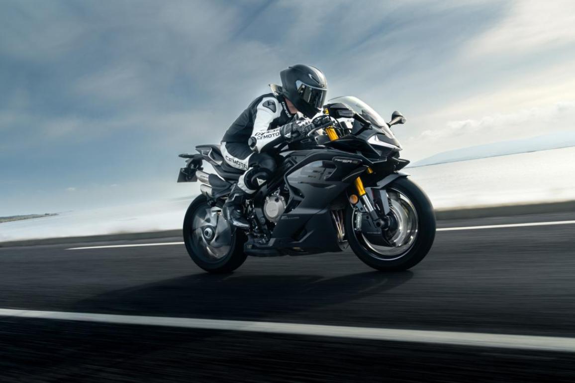 CFMOTO 750SR-S