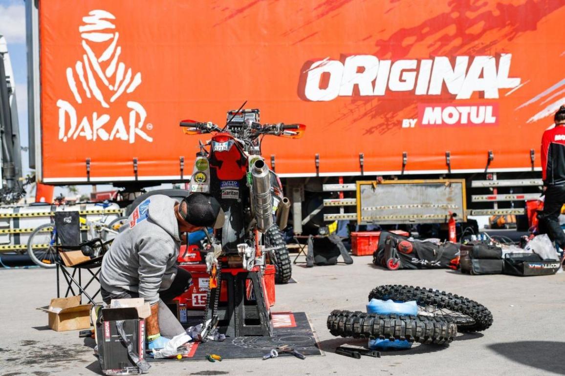 Rally Dakar 2024 – Τα μεγάλα αστέρια, οι εραστές της περιπέτειας και ο Έλληνας Βασίλης Μπούδρος