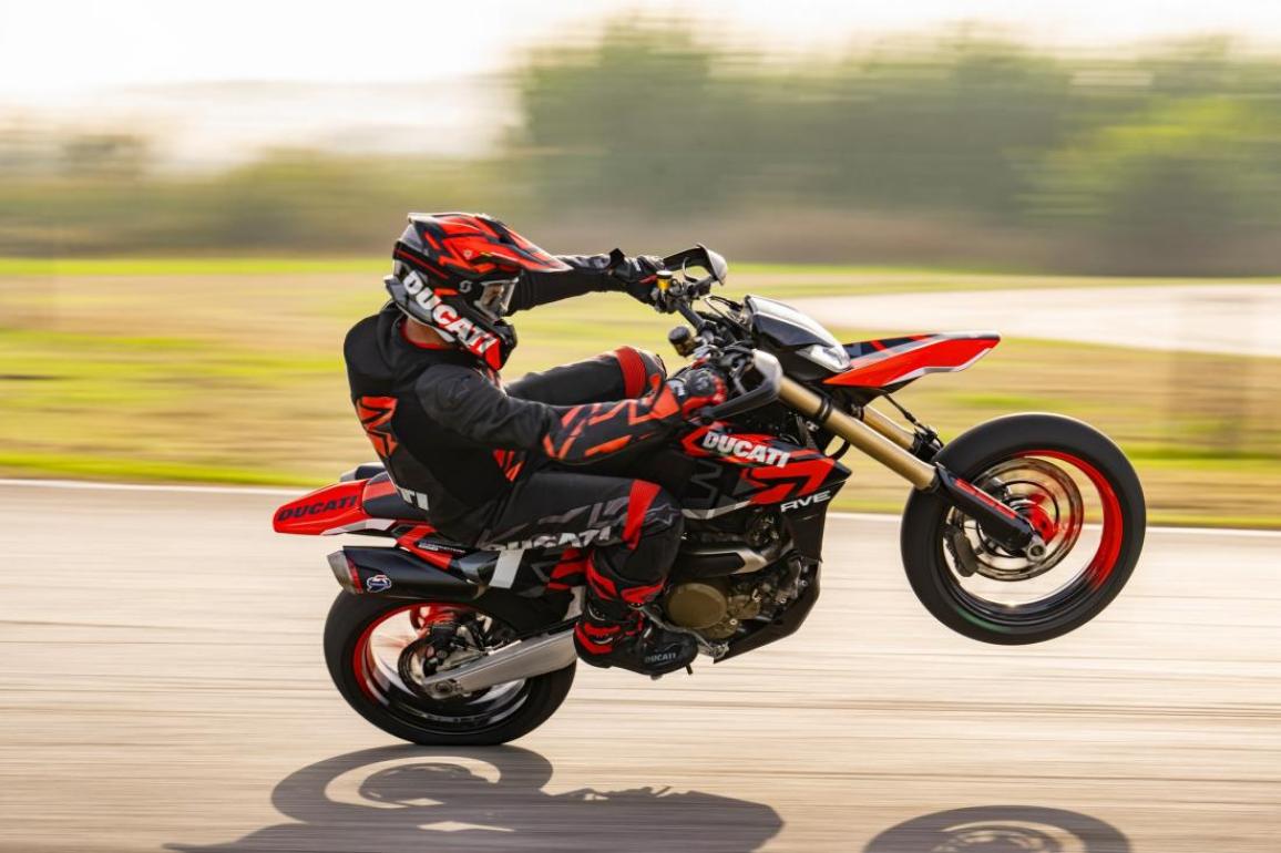 EICMA 2023: Ducati Hypermotard 698 Mono RVE – Η ομορφότερη μοτοσυκλέτα της Έκθεσης