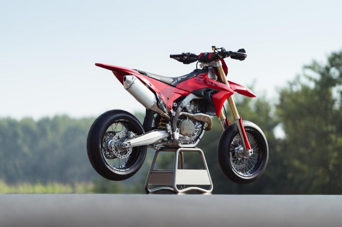 Desmo450-SM
