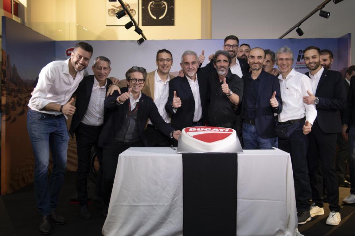 New Ducati DesertX V2