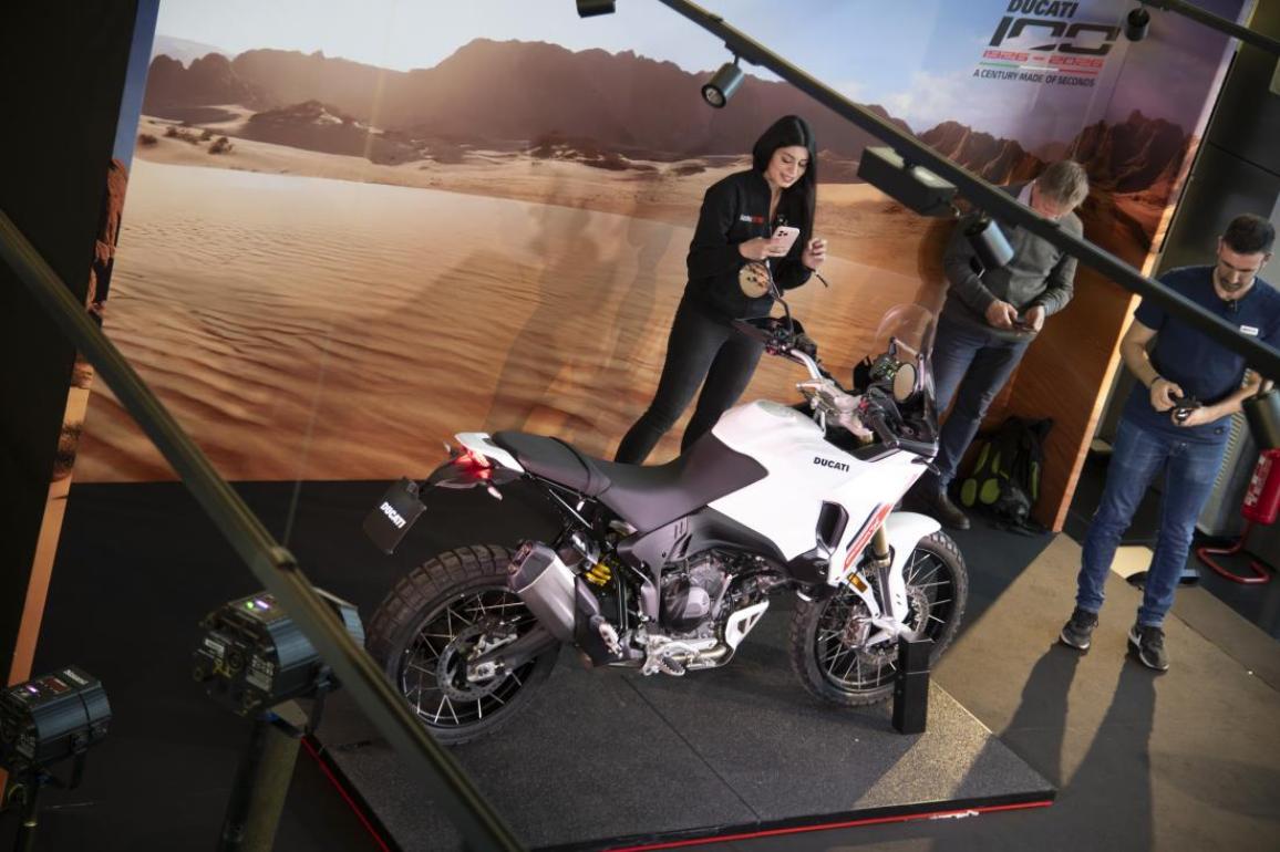 New Ducati DesertX V2