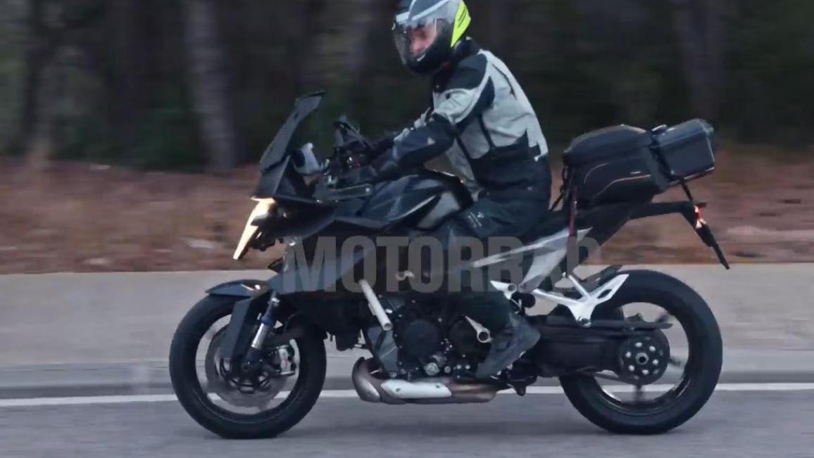 KTM 1390 Super Duke GT – Πιο κοντά στην παραγωγή 