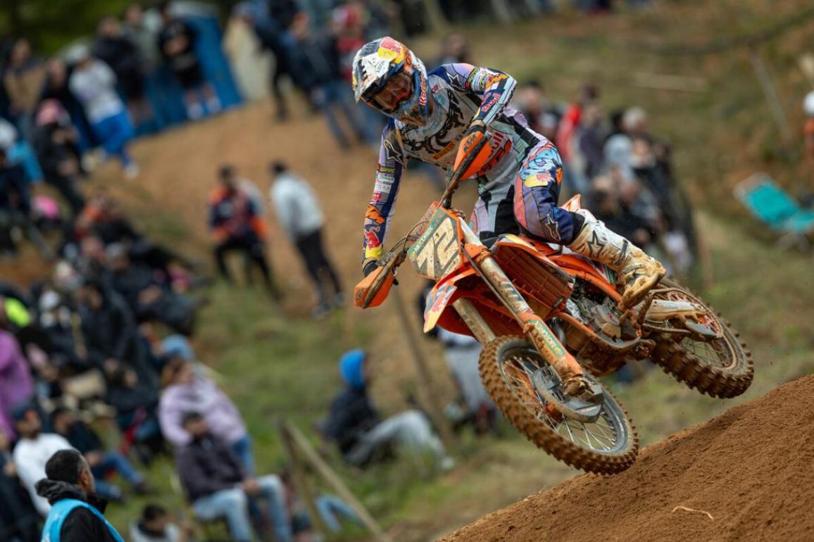 MXGP, 5ος γύρος, Πορτογαλία – Ο Pauls Jonass (Honda) κερδίζει την λασπομαχία στην MXGP