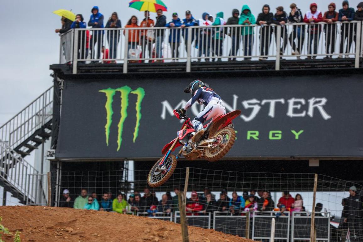 MXGP, 5ος γύρος, Πορτογαλία – Ο Pauls Jonass (Honda) κερδίζει την λασπομαχία στην MXGP