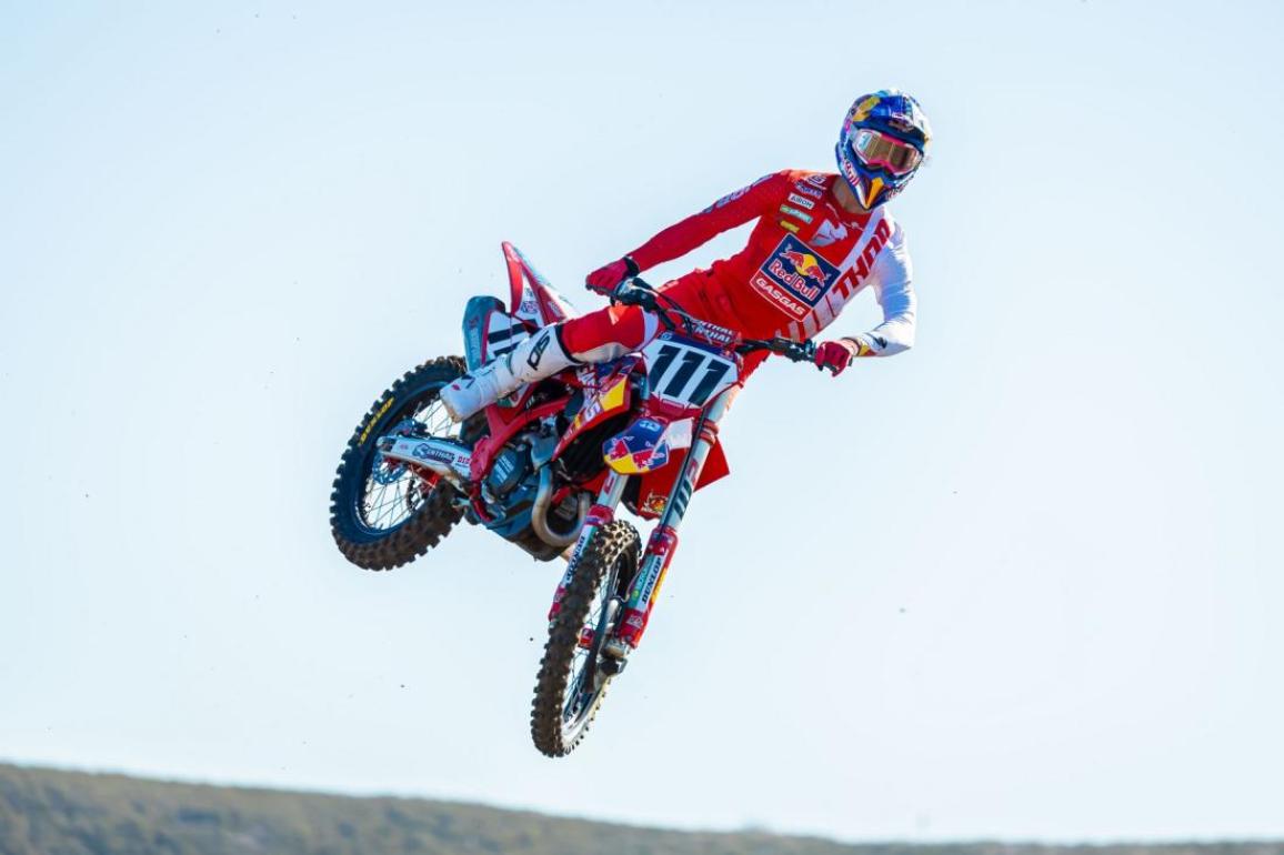 Ο Παγκόσμιος Πρωταθλητής MXGP Jorge Prado θα αγωνιστεί στους τρεις πρώτους γύρους του AMA Supercross 2024