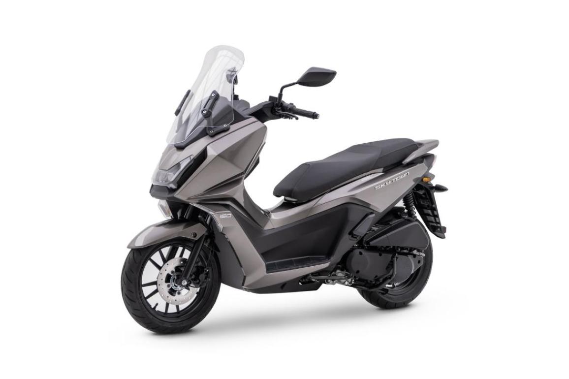 EICMA 2023: Kymco Downtown 350GT & Sky Town 125 – Φρεσκάρισμα για το 350 και νέος παίχτης στην Α1 κατηγορία