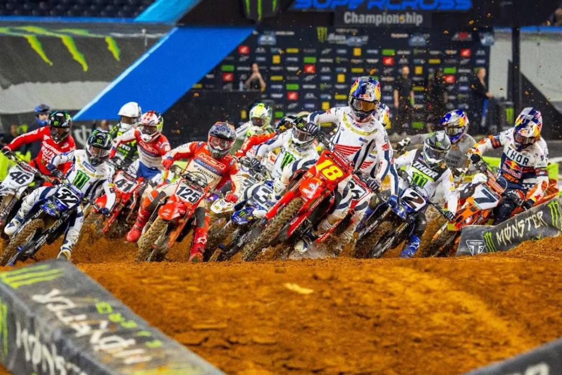 Supercross 2024, Arlington - O Webb με Yamaha κερδίζει, μειώνοντας τη διαφορά από τον πρωτοπόρο Lawrence [VIDEO]