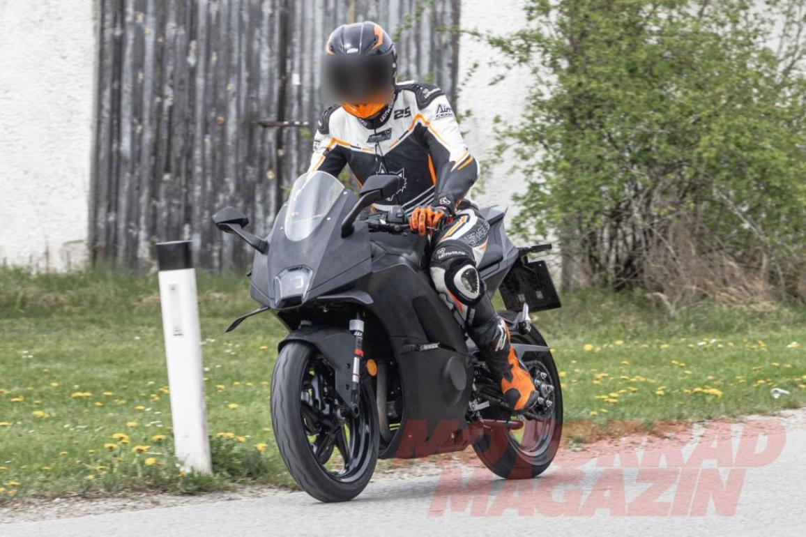 KTM RC490