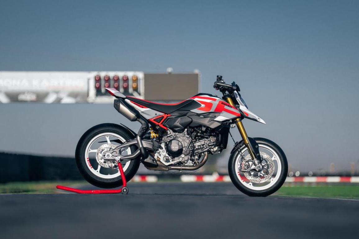 Ducati Hypermotard V2 2026