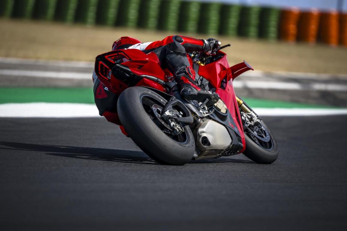 Panigale V4