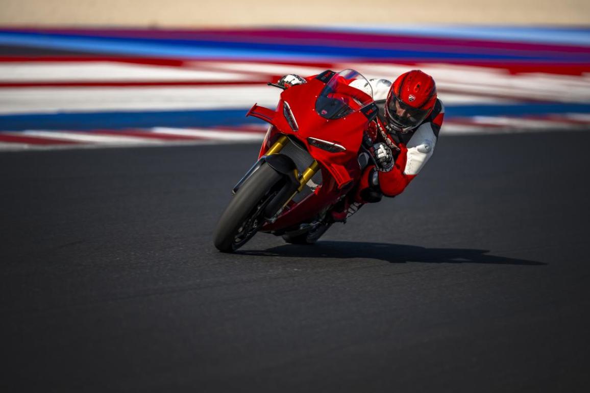 Panigale V4