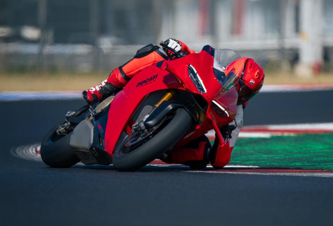 Panigale V4