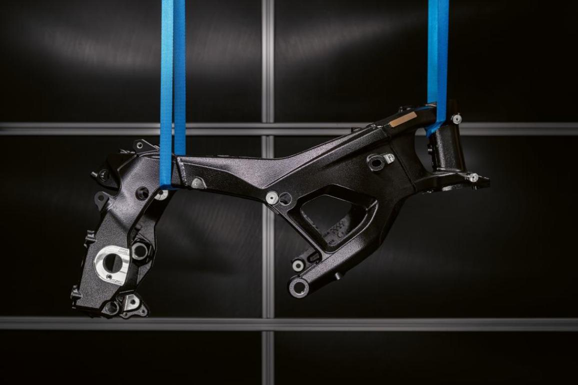 bmw m 1000 rr