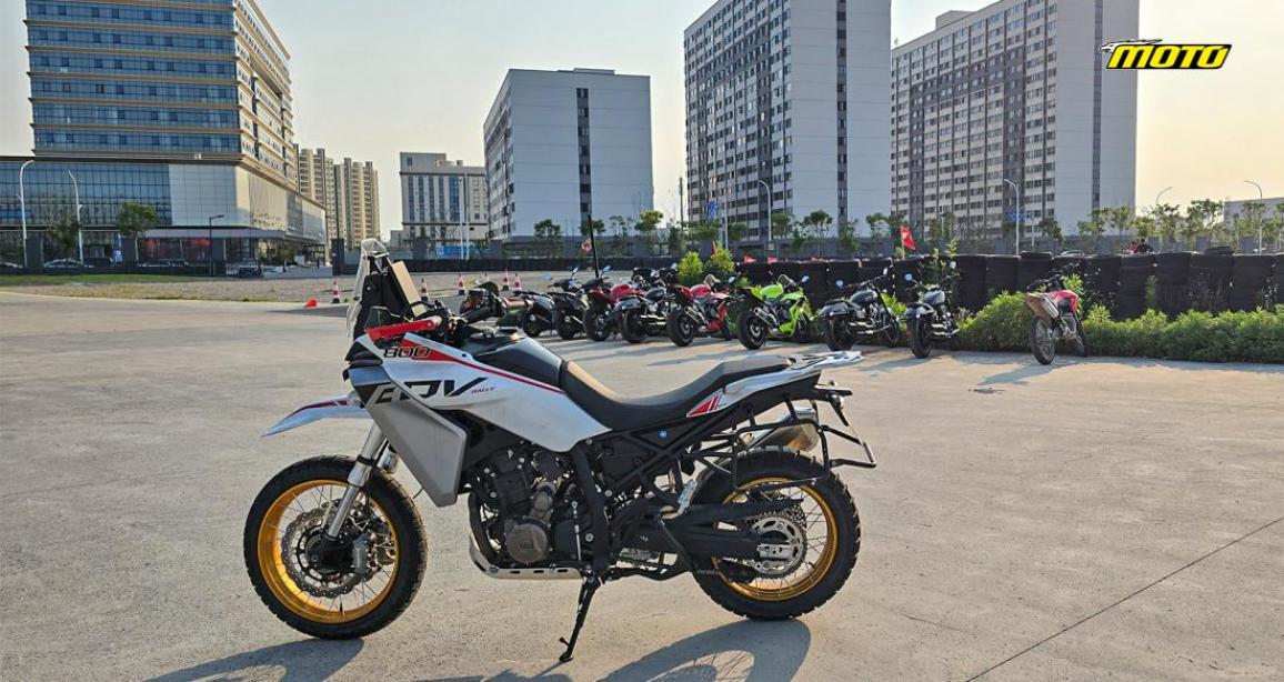 qjmotor srt 800 rx