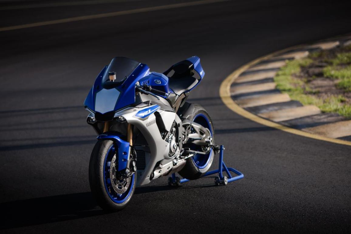 Yamaha YZF-R1 & YZF-R1M – Τέλος εποχής για το superbike της Iwata στην Ευρώπη