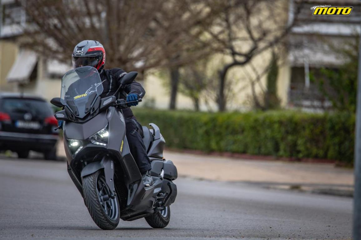 Δοκιμή Yamaha XMAX 300 Tech MAX 2024: Στην κορυφή του βουνού