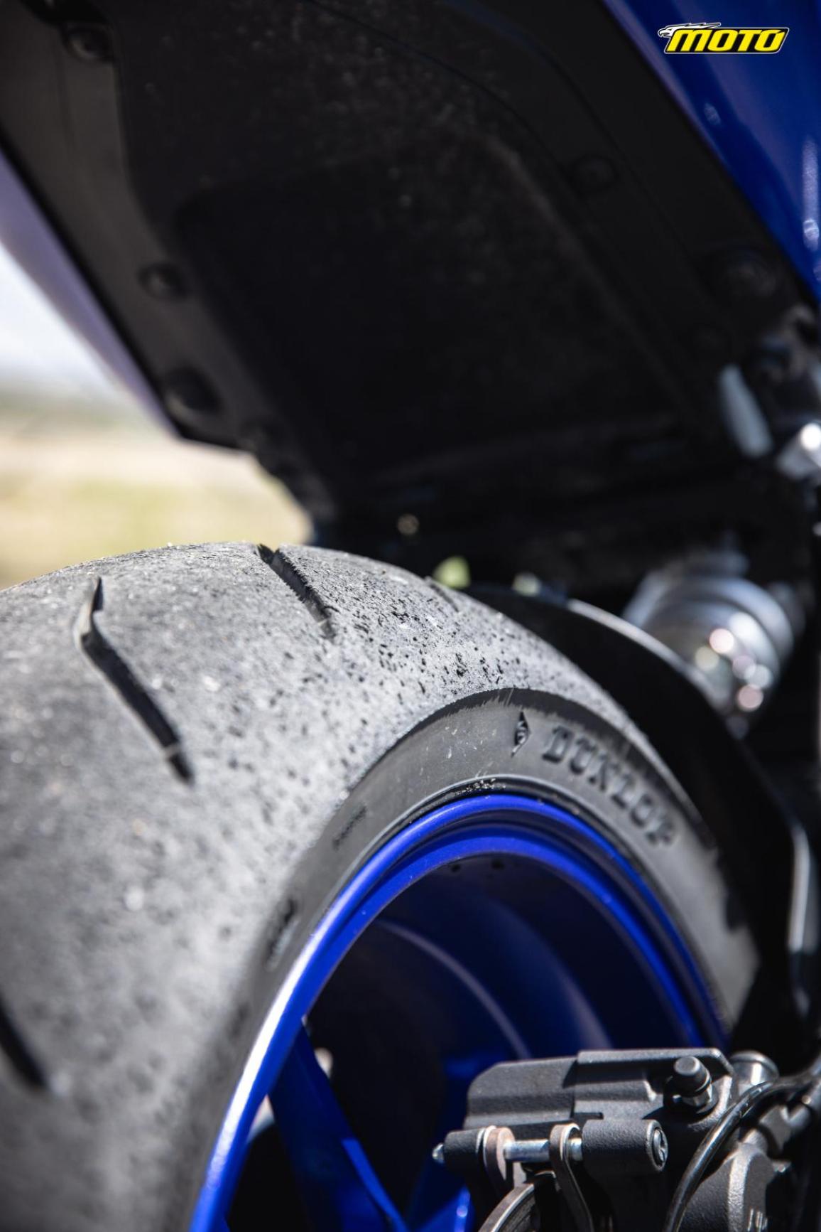 Dunlop SportSmart Mk4