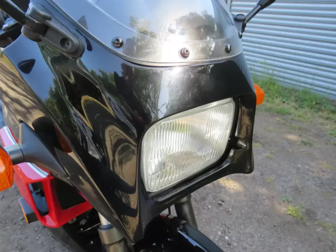 Auction Kawasaki GPZ900 Top Gun