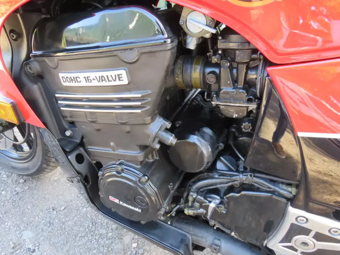 Auction Kawasaki GPZ900 Top Gun
