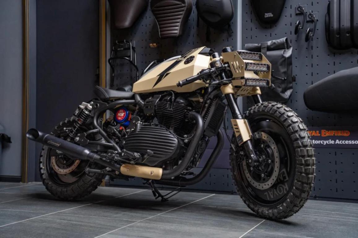 Royal Enfield Busted Knuckles Build Off AU
